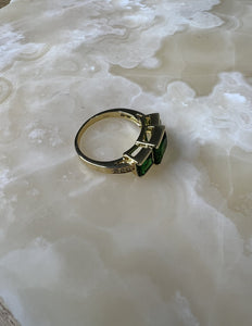 Vintage Jewellery Gold Ring 3 x Emerald White Sapphires Deco Design size 9